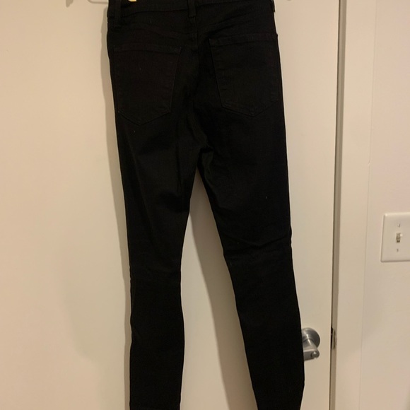 J Brand 620 Super Skinny Stretch Jeans in BLACKOUT Destroyed - Size 27 - Picture 6 of 6